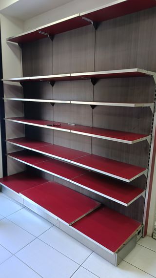 Scaffali in legno 12 metri