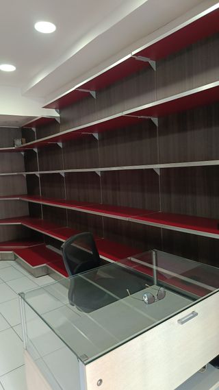 Scaffali in legno 12 metri