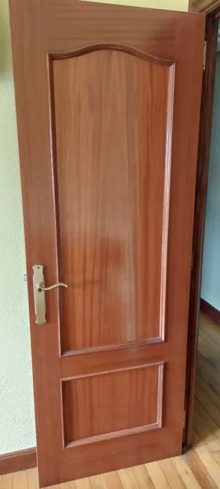 7 Puertas Madera Maciza