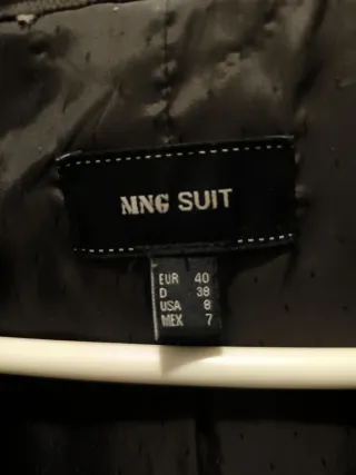 Chaqueta deTraje marrón de vestir.