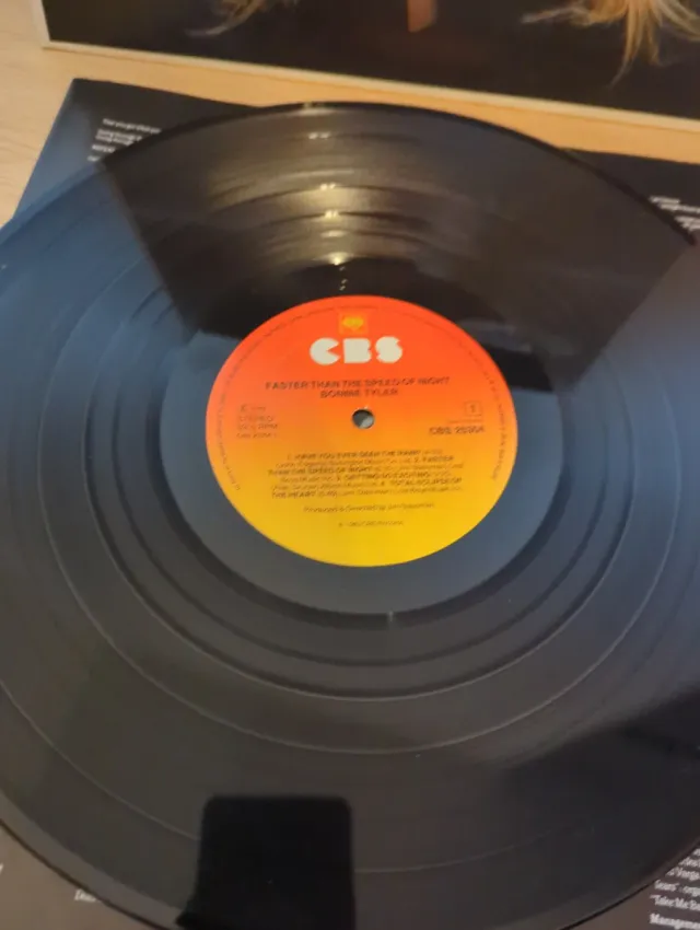 Bonnie Tyler - Faster Than The Speed Of Night LP