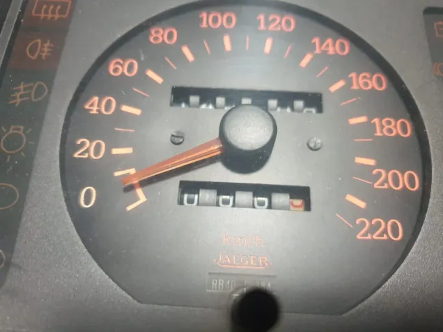 Cuadro instrumentos Renault 5 GT Turbo restaurando