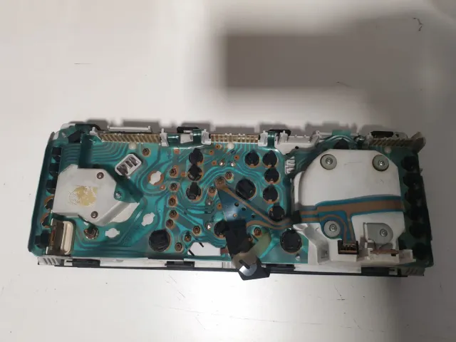 Cuadro instrumentos Renault 5 GT Turbo restaurando