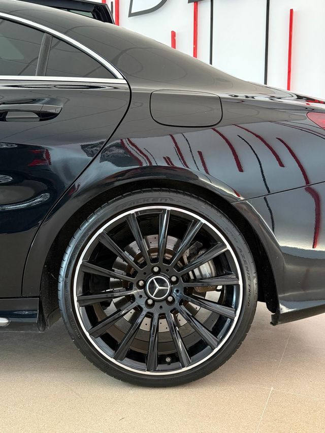 Mercedes-Benz Clase CLA45AMG 381cv 4-Matic Año2017