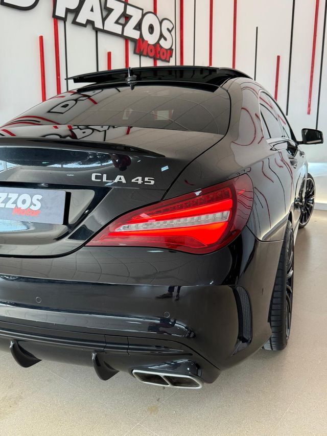 Mercedes-Benz Clase CLA45AMG 381cv 4-Matic Año2017