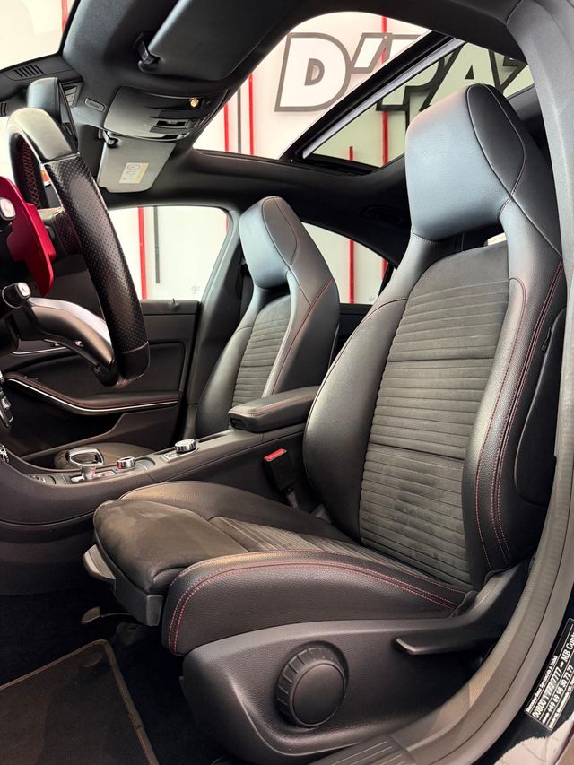 Mercedes-Benz Clase CLA45AMG 381cv 4-Matic Año2017