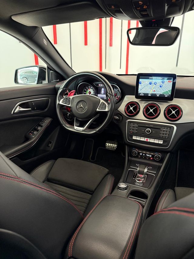Mercedes-Benz Clase CLA45AMG 381cv 4-Matic Año2017
