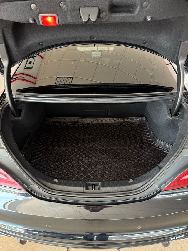 Mercedes-Benz Clase CLA45AMG 381cv 4-Matic Año2017