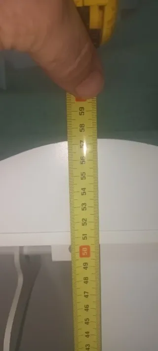 Armario de madera para muñecas