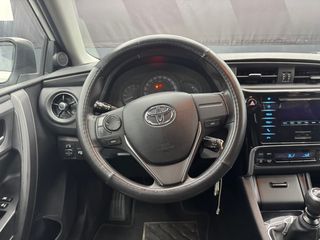 Toyota Auris 2017