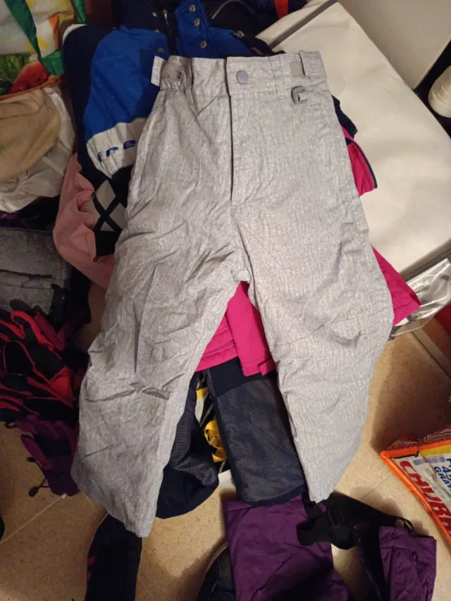 Pantalón de nieve infantil gris talla 6 /7