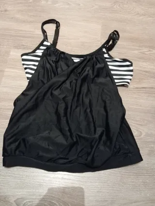 2 Bañador con falda morado y azul