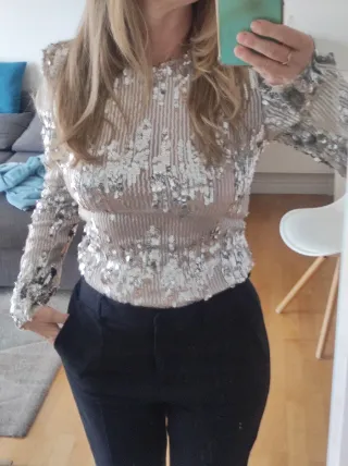 Top lentejuelas Stradivarius Talla S