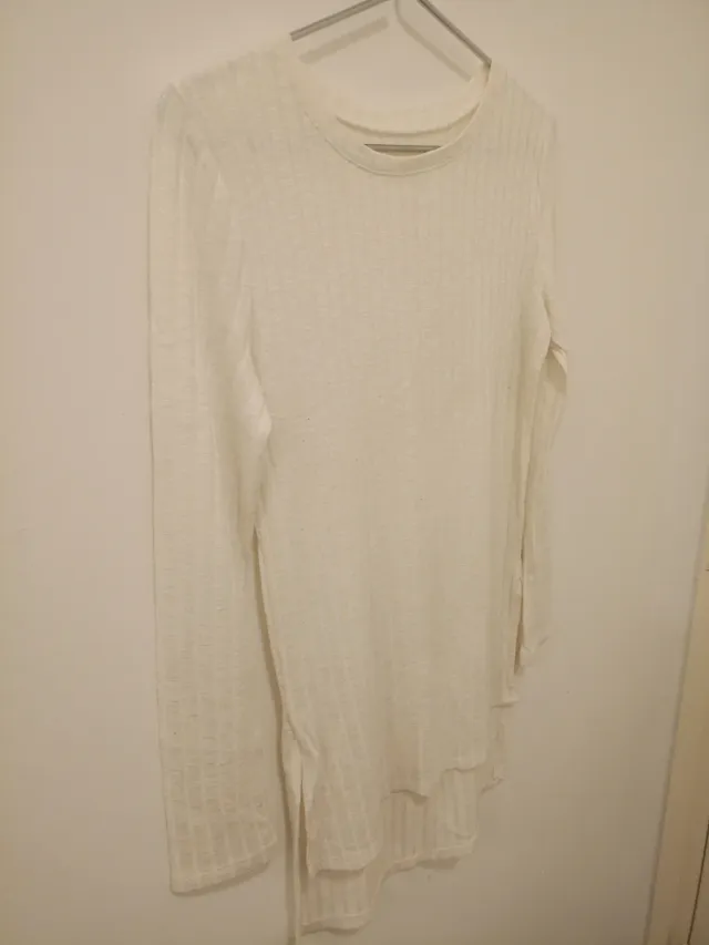 Jersey largo blanco de canalé