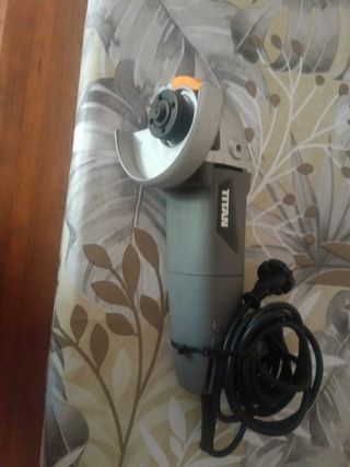 Amoladora angular 115 mm 750 W Titan