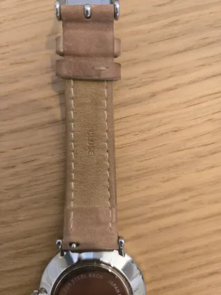 Reloj Cluse Beige y Plateado