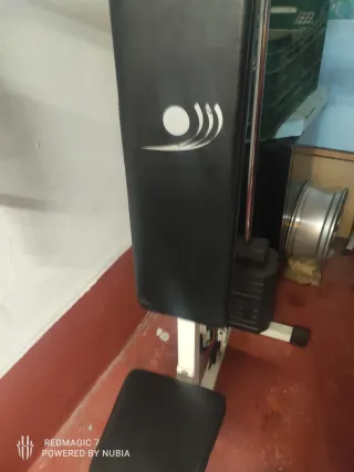 Máquina de gimnasio multifunción