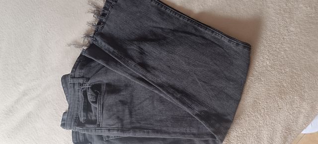 Vaqueros negros talle alto