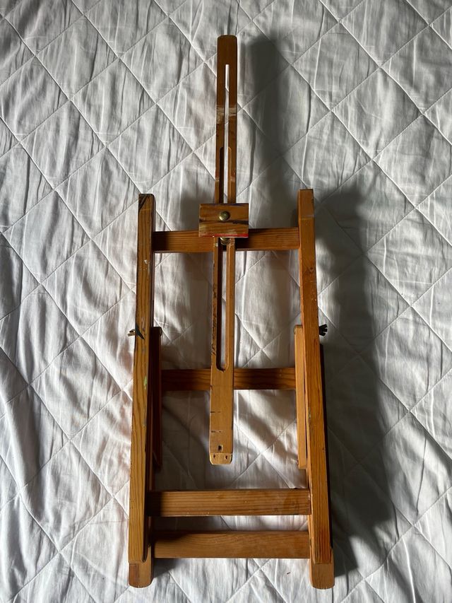 Caballete de mesa de madera, plegable y regulable