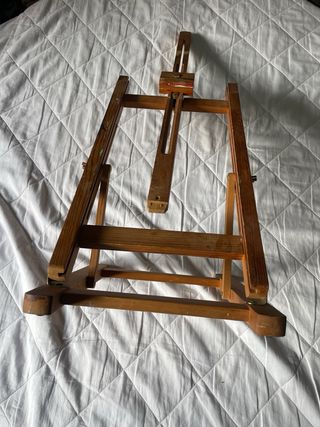 Caballete de mesa de madera, plegable y regulable