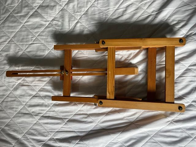 Caballete de mesa de madera, plegable y regulable