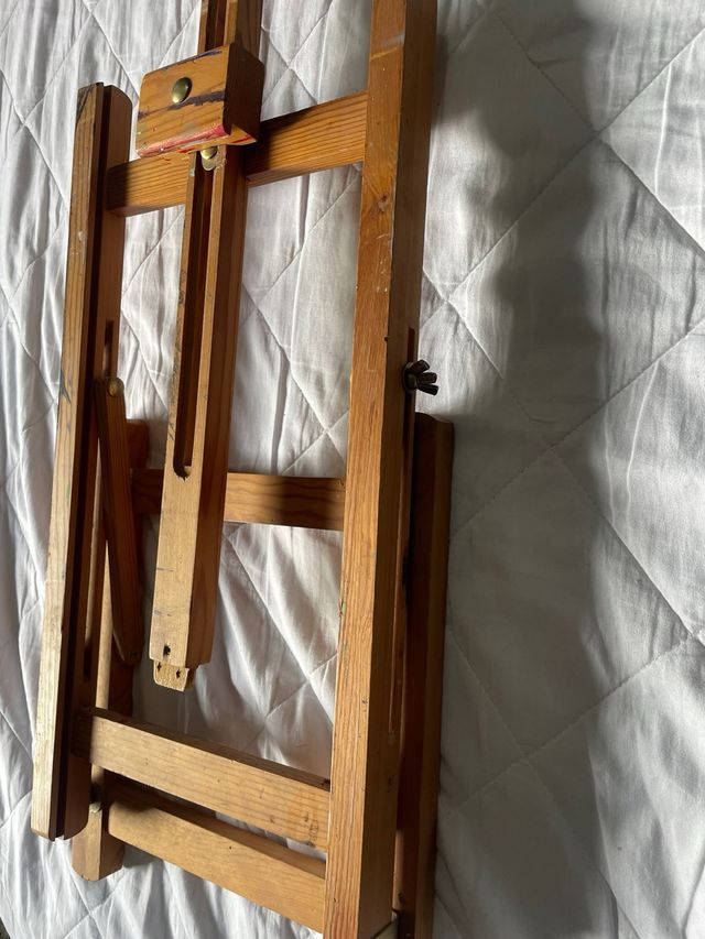 Caballete de mesa de madera, plegable y regulable