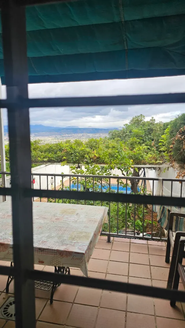 Casa en alquiler con piscina,impresionantes vistas