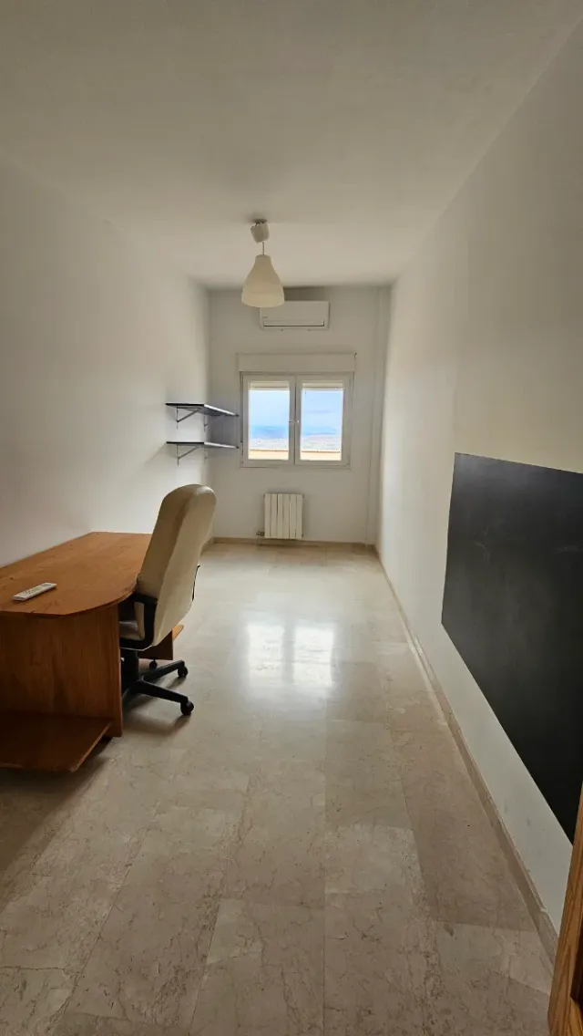 Casa en alquiler con piscina,impresionantes vistas