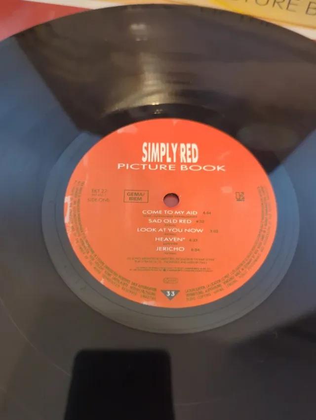 Simply Red - Picture Book LP 12 33