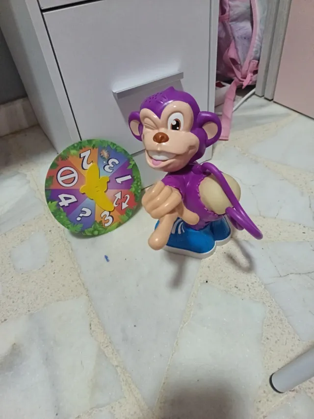 Mono Juguete Morado con Rueda