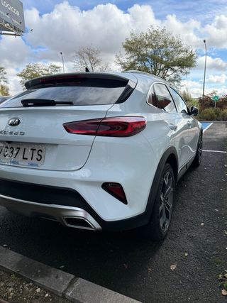 KIA XCEED 1.6 GDI E-D EMOTION DCT 2021