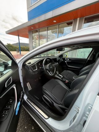 KIA XCEED 1.6 GDI E-D EMOTION DCT 2021