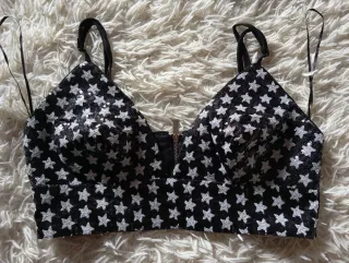 Top brillante estrellas negro y blanco