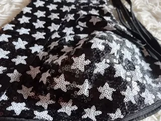 Top brillante estrellas negro y blanco