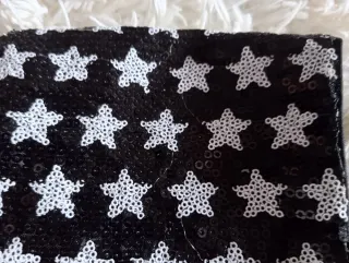 Top brillante estrellas negro y blanco