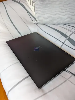 Portátil gaming HP OMEN 15-ek0010ns i7-10750H 16GB