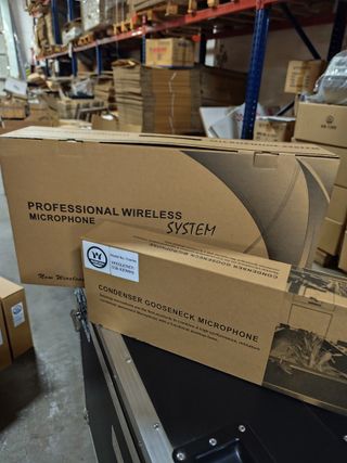 808 Base sobremesa UHF + cuello ganso 550-630 MHz