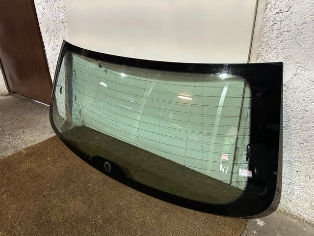 Luna trasera Audi A3 8P Sportback