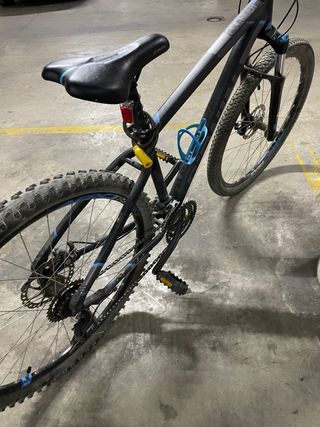 Bicicleta Decathlon 27.5 Negra/Azul