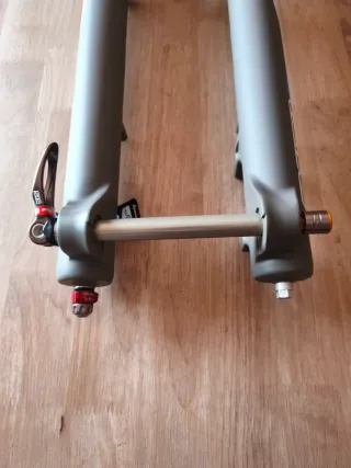 Horquilla Suntour Durolux36 *NUEVA*  27'5" 180mm