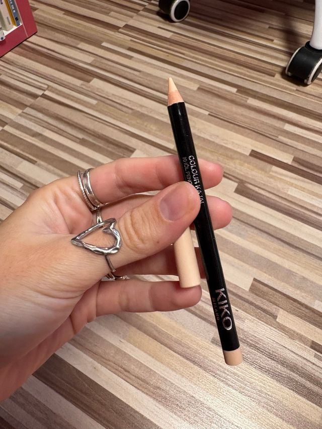 Lápiz de ojos Kiko Milano Color Kajal