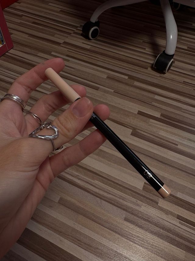 Lápiz de ojos Kiko Milano Color Kajal