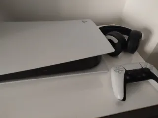 Consola PS5 Digital Edition Blanca