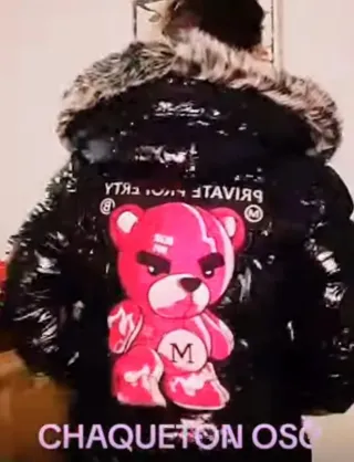 Chaquetón osito negro y rosa