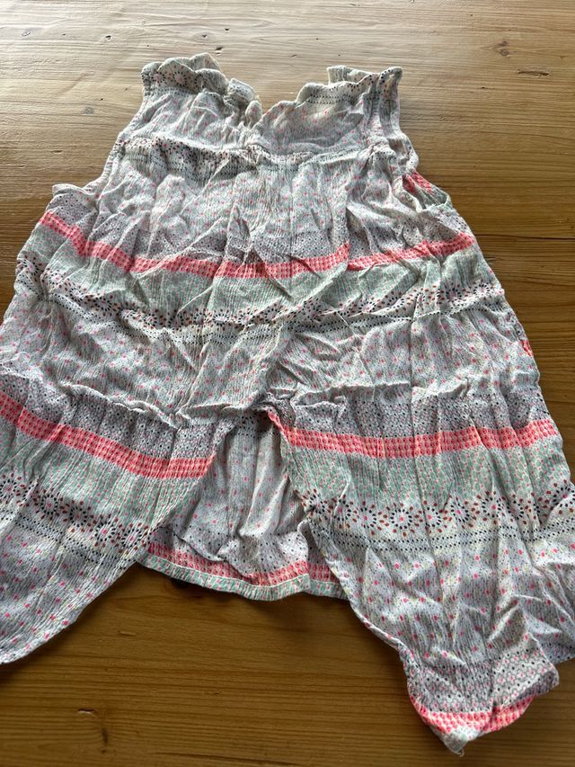 Conjunto falda y camiseta sin mangas