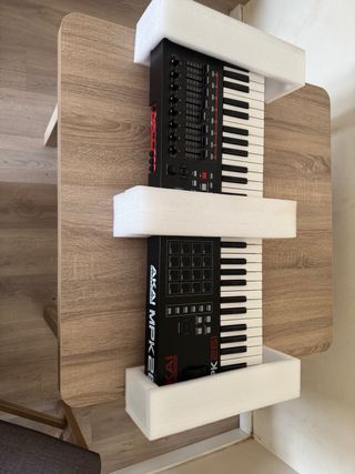 AKAI MPK 261 Controlador Teclado