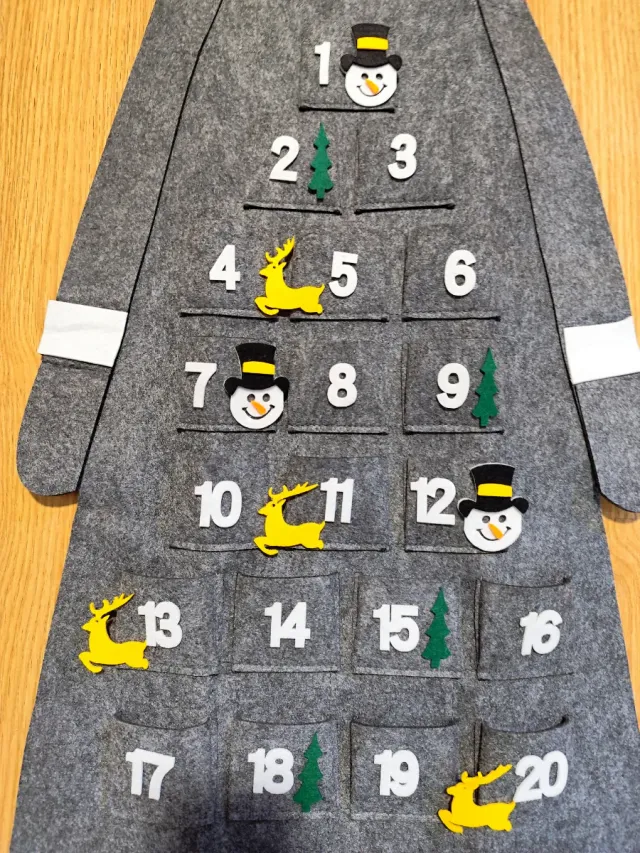 Calendario Adviento Santa Claus Fieltro