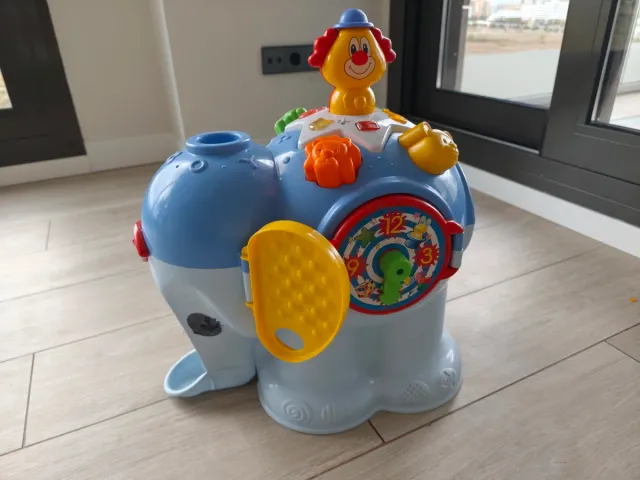 Elefante de juguete educativo