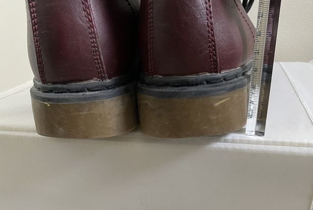 Botas granates con cordones