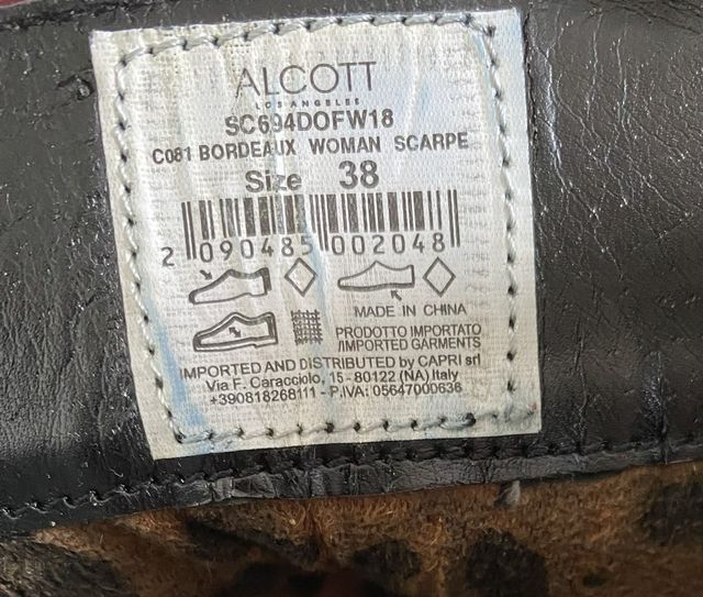 Botas granates con cordones